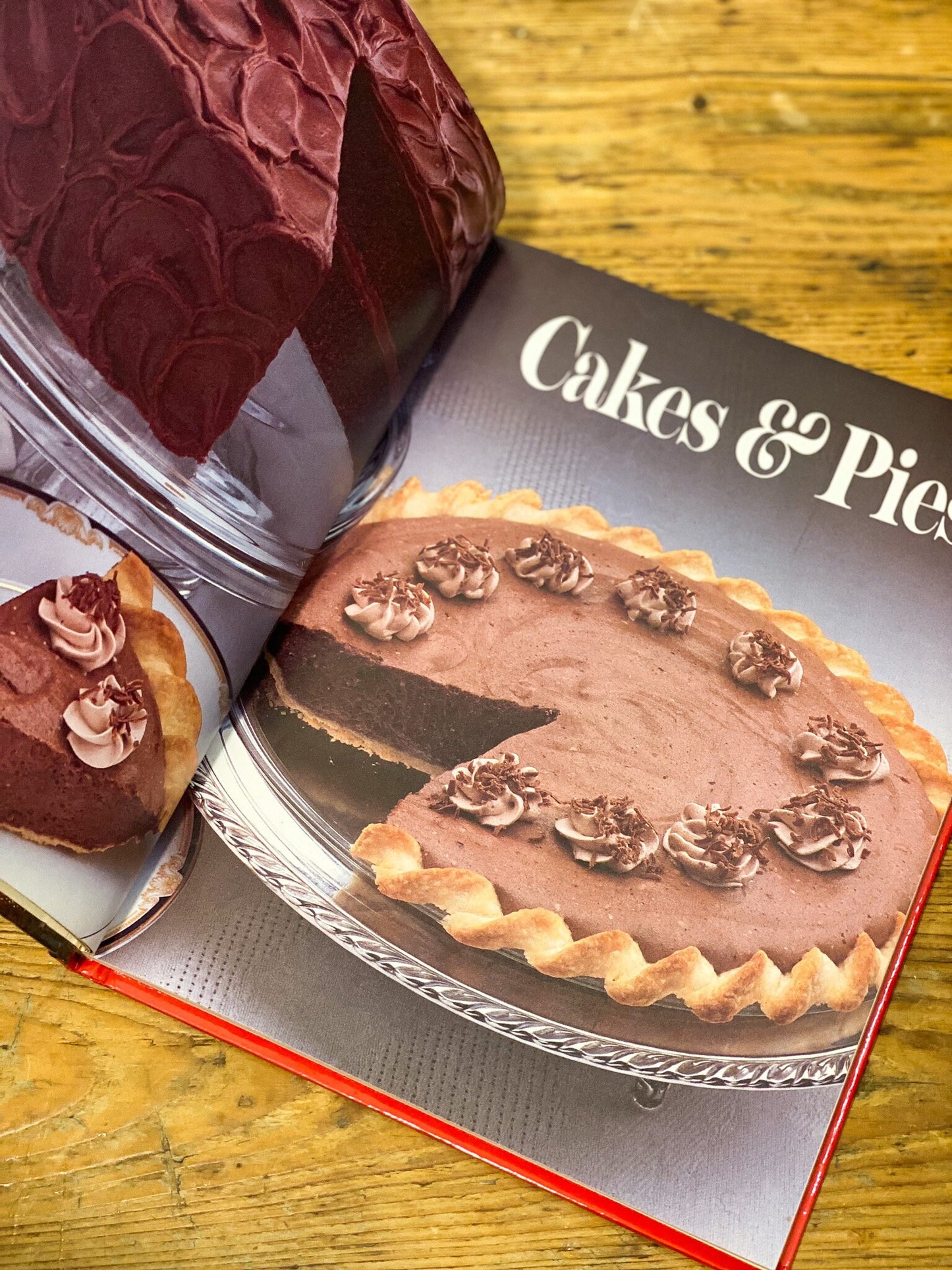 Betty Crocker's Chocolate Cookbook