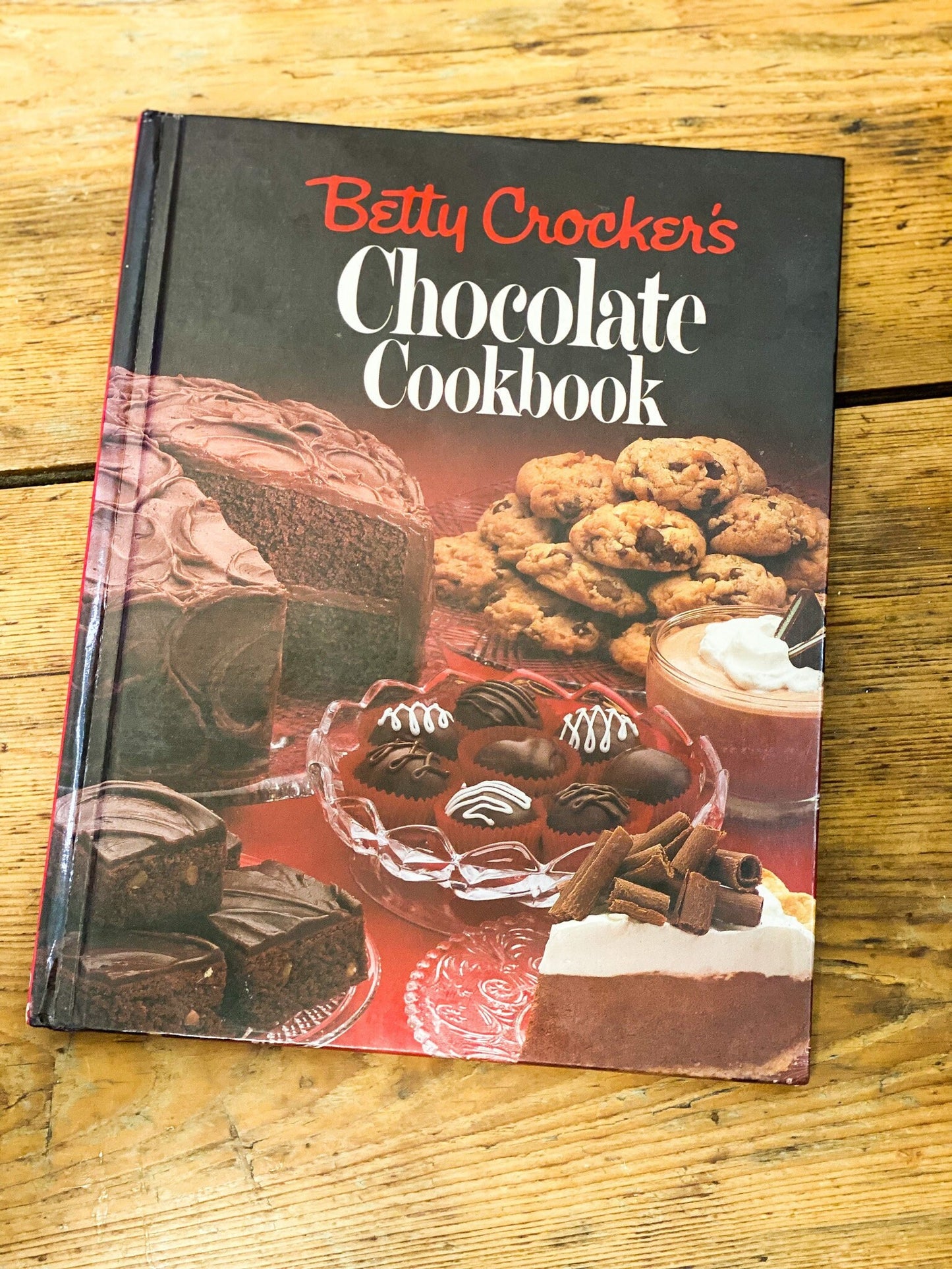 Betty Crocker's Chocolate Cookbook