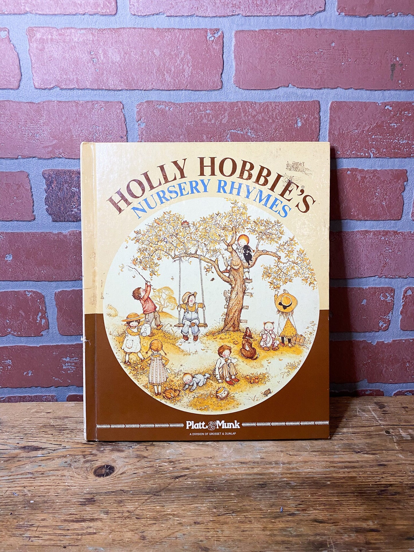 Holly Hobbie's Nursery Rhymes- Illustrated